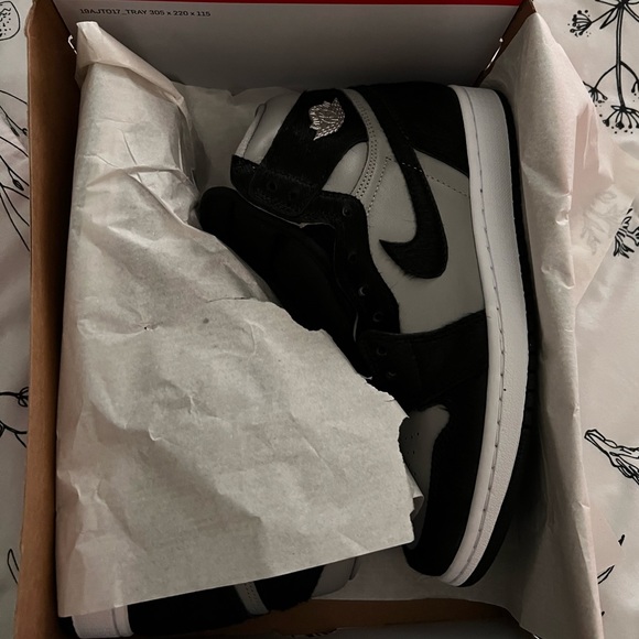 Jordan’s retro HI OG - Picture 3 of 5